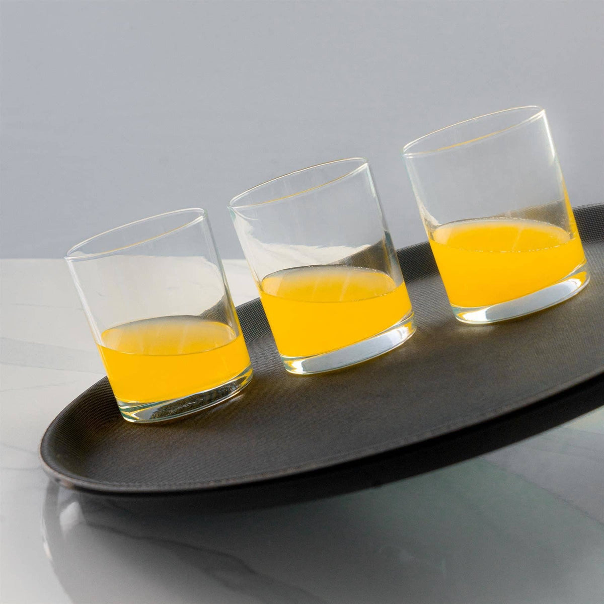 Black 40.5cm Round Non-Slip Serving Tray - By Argon Tableware